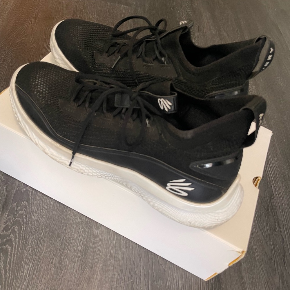 Curry 8